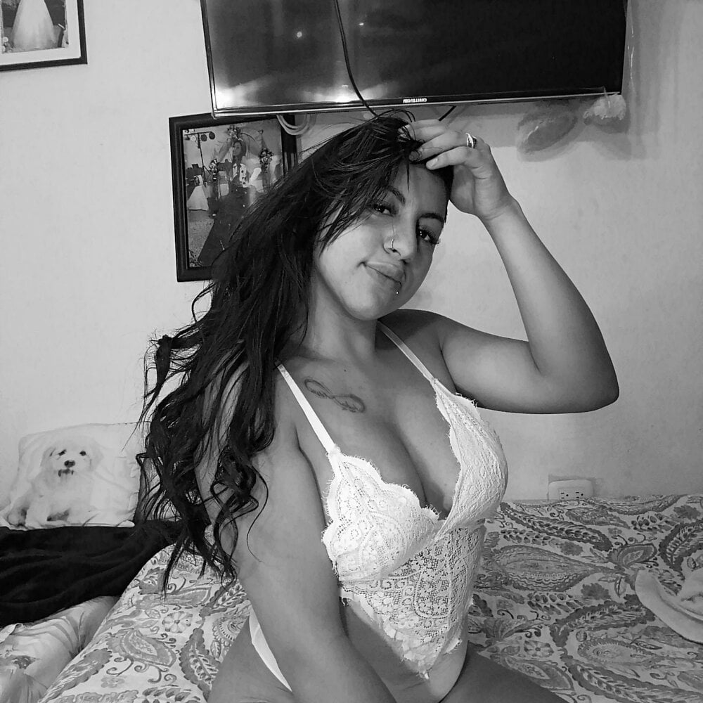 Zoe-Alejandra profile