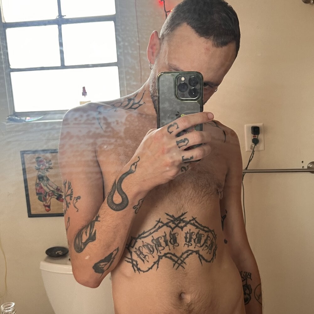 kingdom_cum777 profile