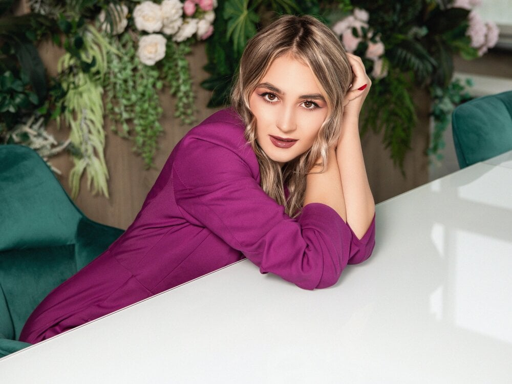 AnniaAnne profile