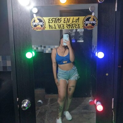 lesbian_hott 🔉 webcam