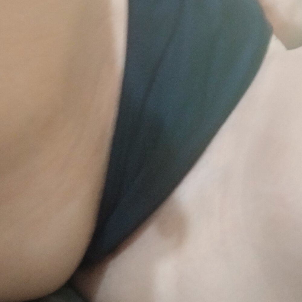 Roxxxanitha's Offline XXX Chat