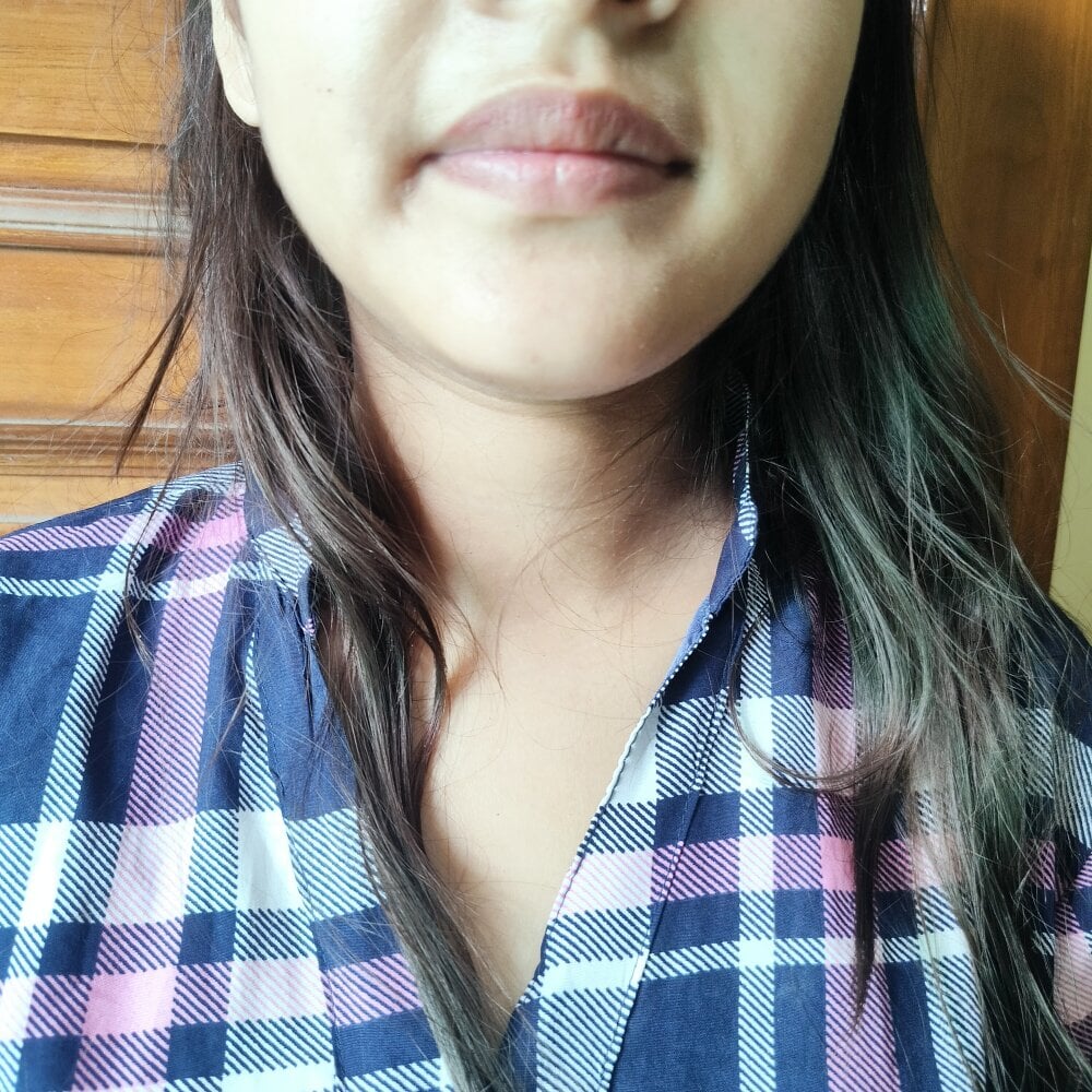 sexygudiya from stripchat
