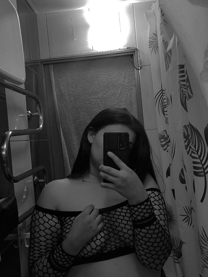 Amelia_Switi