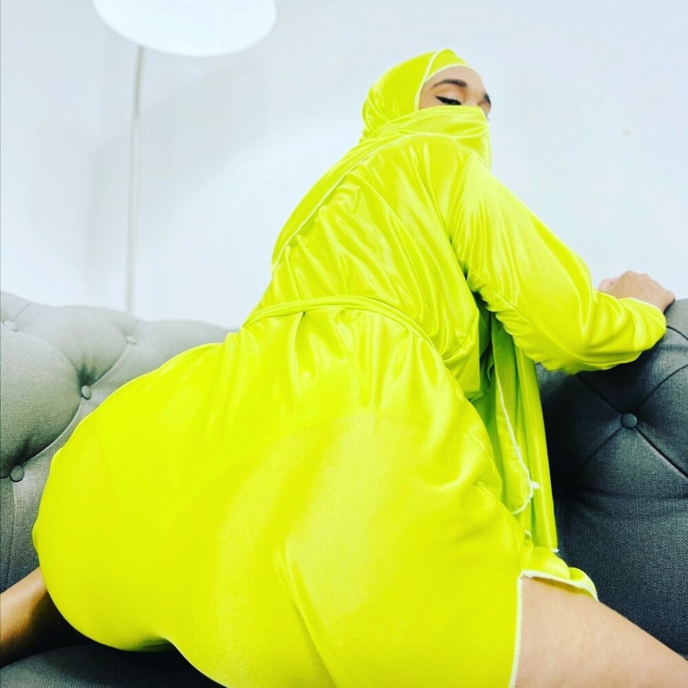 YARSHA_HABID profile