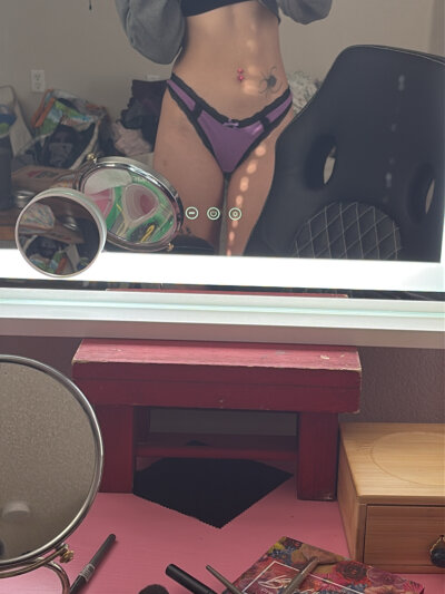 elivecams.com maxkitten livesex profile in ethnicitymixed cams