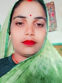 Aartikumari62 Webcam Model Profile