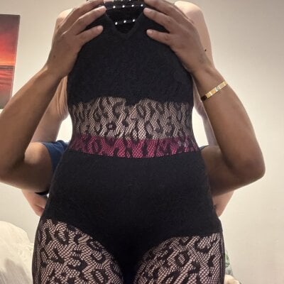 Seductive_Zina_lDN