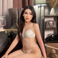 SluttyAmalia's webcam live show