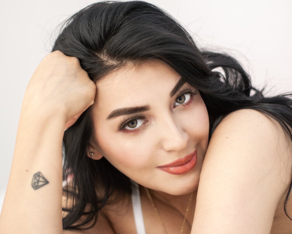 Live sex webcam photo for AlejaIbarra #290022517