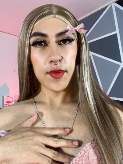 Anal_Luna Trans Deepthroat Live Cam Strip