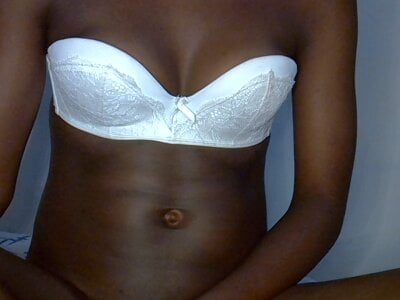 Weusi12wetu - Stripchat Best Blowjob Cam2cam Girl 