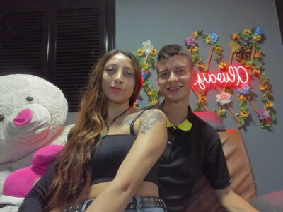 One on One livesex with Monarquia Couple 