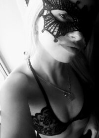 Caramelkaa's Offline XXX Chat