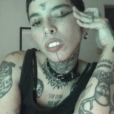 Mynameissixsexxx