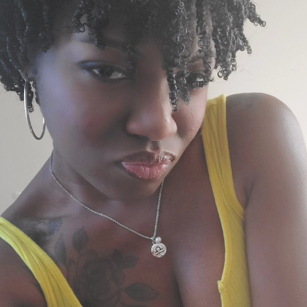 Raqui_x053 profile
