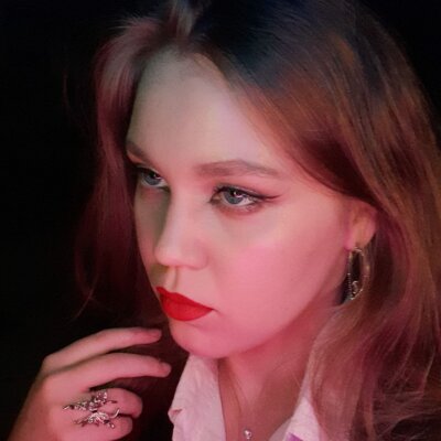 lynetades from stripchat
