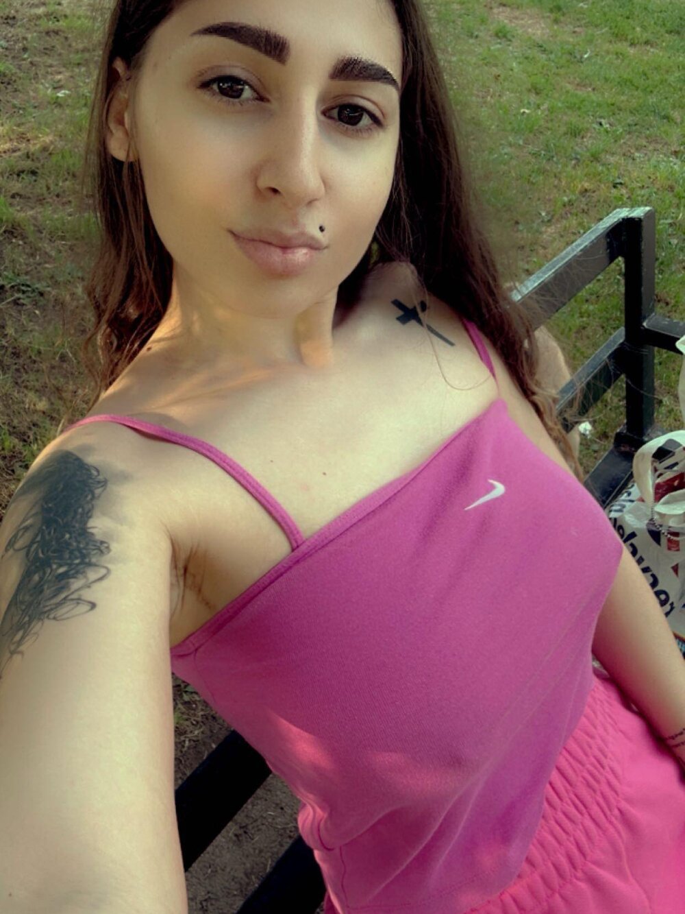 Live sex webcam photo for Irene_27 #291820942