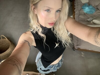 livesex.fan Sofa_sunniy livesex profile in arab cams