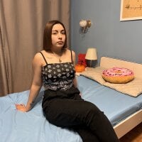 MichieTomy's Offline Chat Room