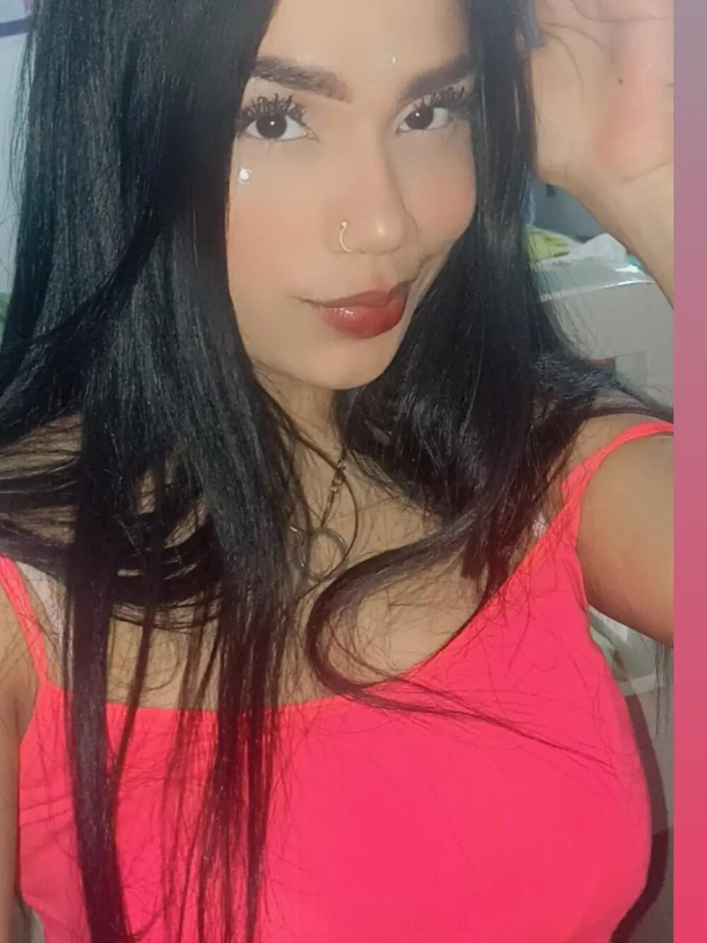 irenesaez222 from stripchat
