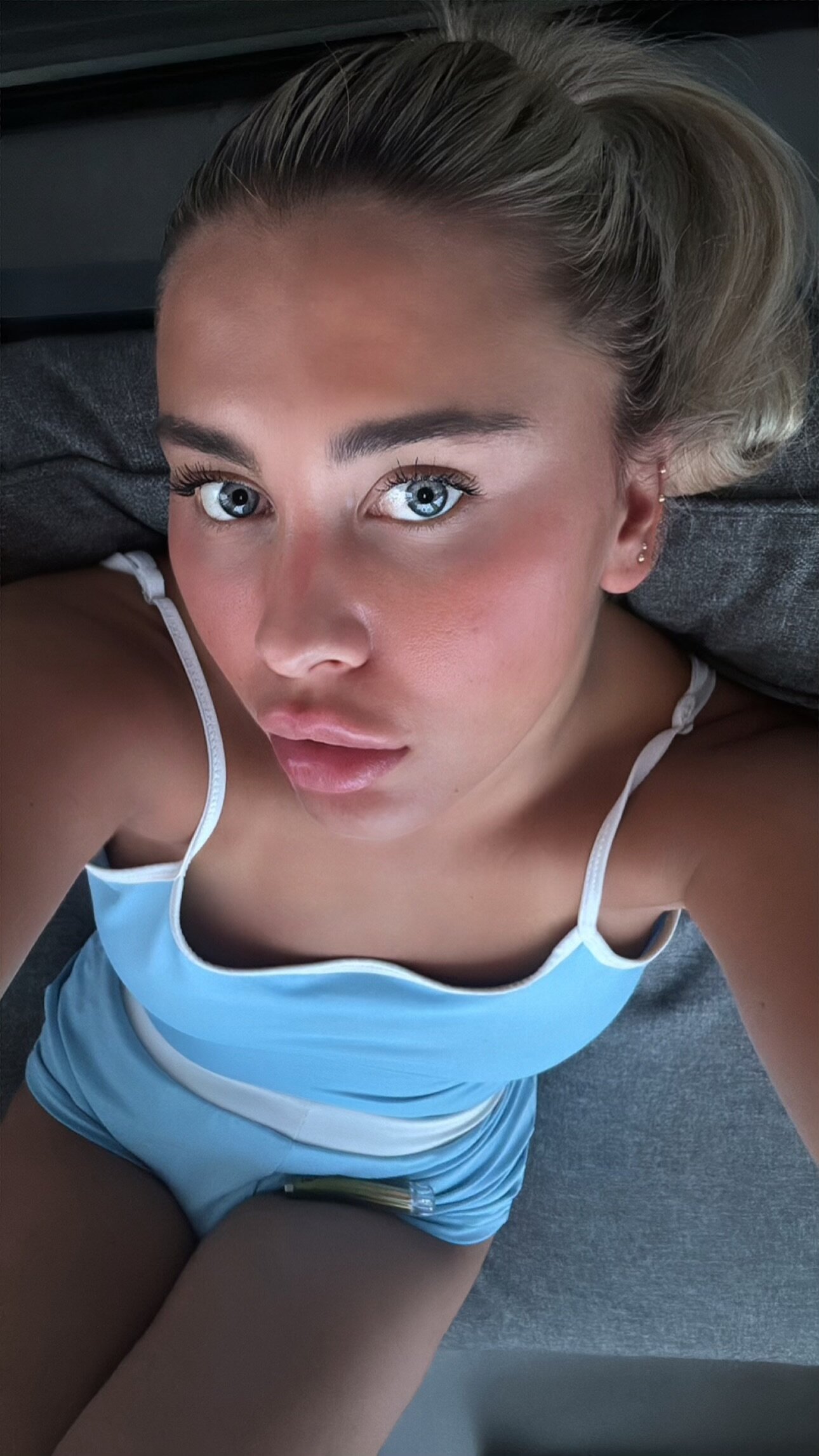 EllaBluee