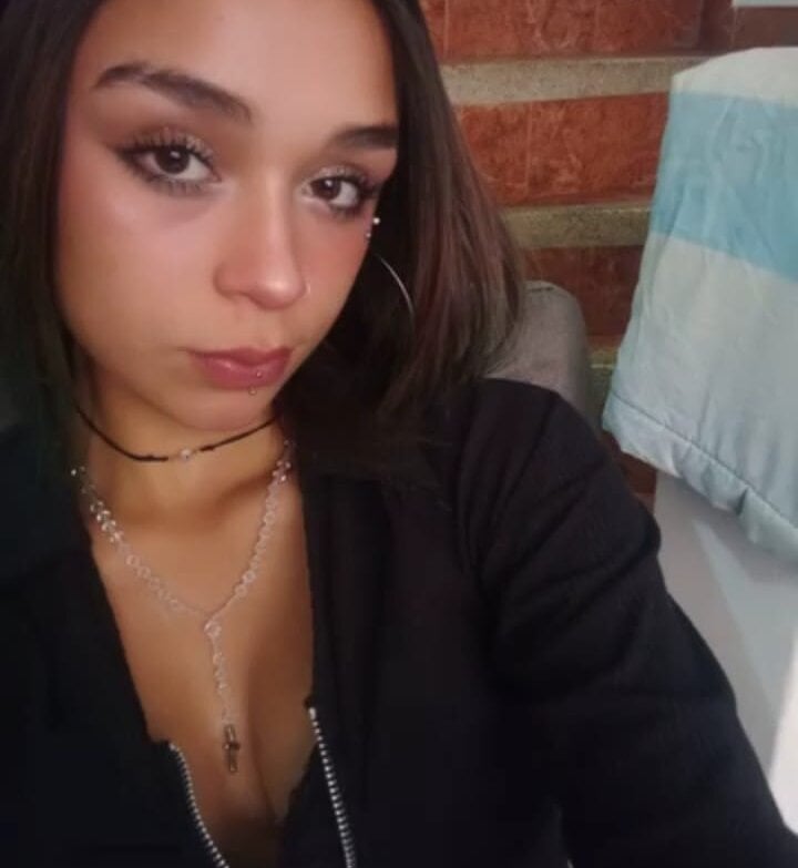 honey_dark's Offline Chat Room