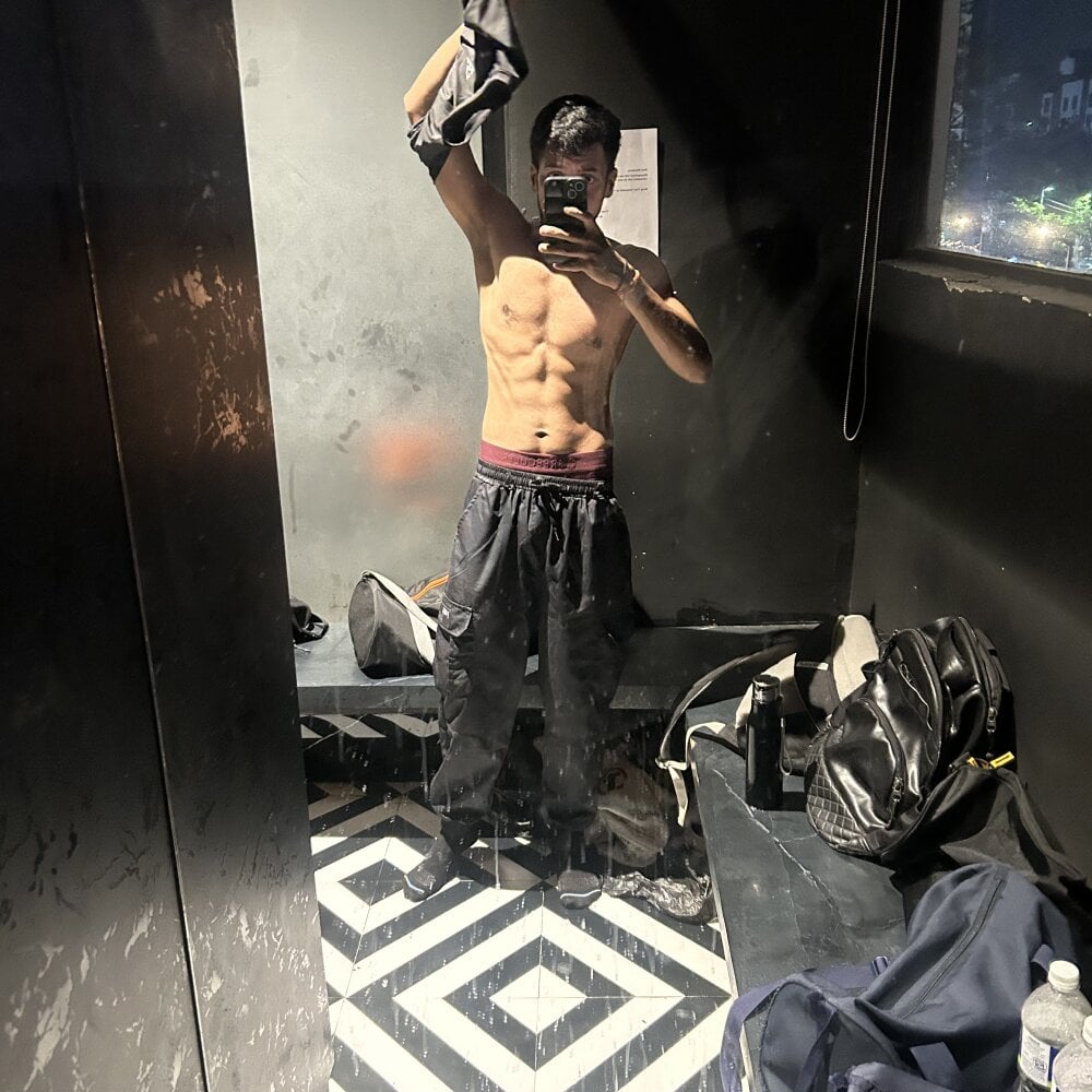 the_hotdevil from stripchat