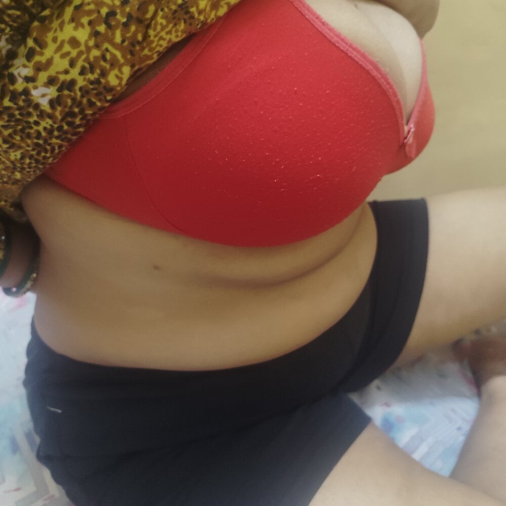 renu_bhabhi02 from stripchat
