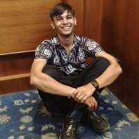 NaughtyHarsh04's webcam live show