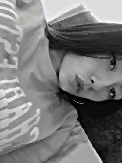 browns-kim Live Cam on StripChat