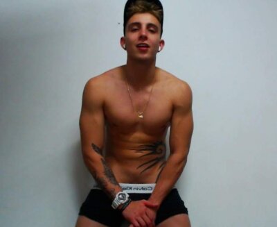 Isaac_rossi_ - Stripchat Cam2cam Doggystyle Eroticdance Boy 