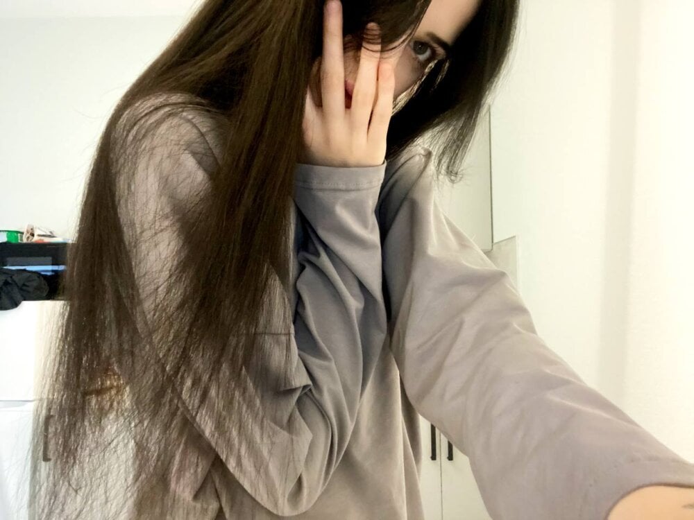 emololli's Offline XXX Chat