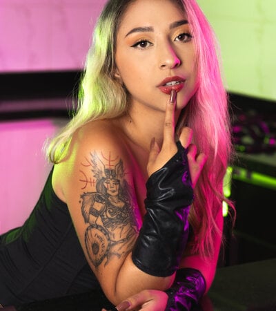 sophieebrown from stripchat