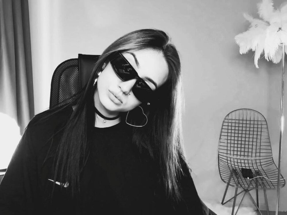 stripchat olivianorton webcam profile pic via lesbianlivesexcams.com