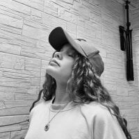 NaughtyCurls's webcam live show