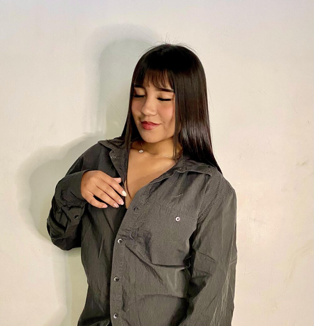 CHLOE_GRACEE profile