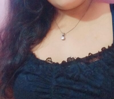 nikkyguddi Live Cam and Statistics on UnifiedCams