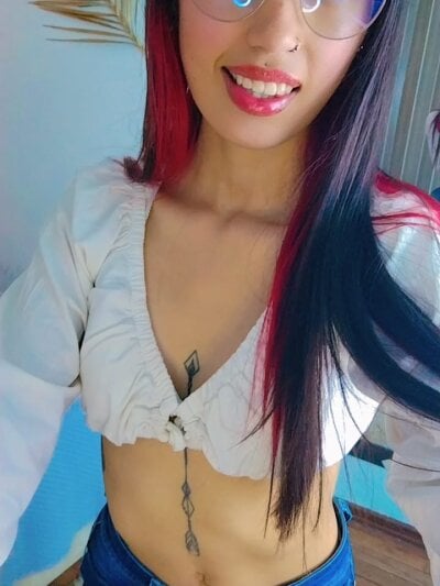 Helena_rosse Female Smallaudience Free Cam Naked