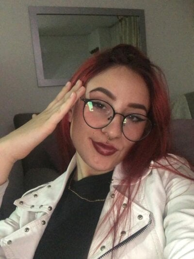 melodygirl__ private show
