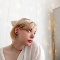 Alice_Birrd's webcam live show