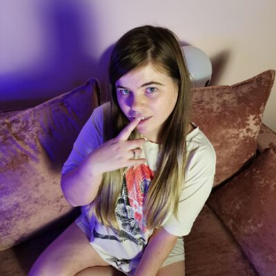 molly_melody 🔰 live show