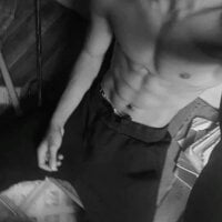 Kevin-119x's webcam live show