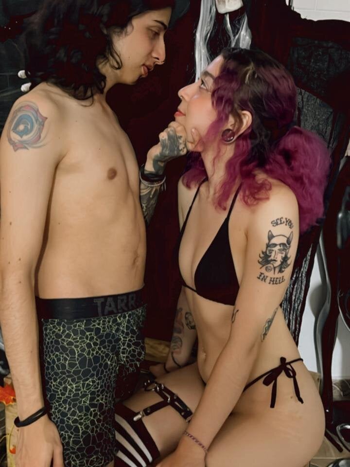 DafneandGlox profile