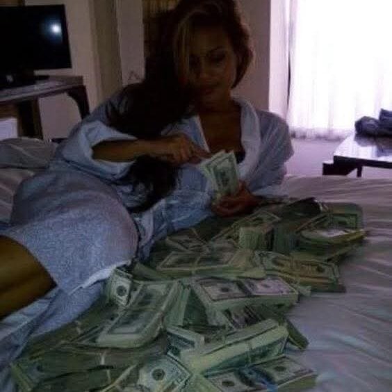 amateursex-livecam.com sweetfiama livesex profile in granny cams