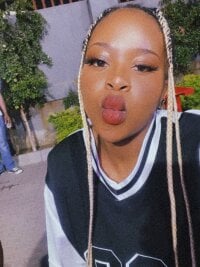 Naive618's webcam live show