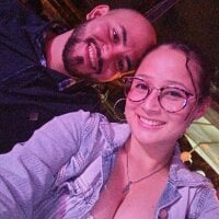 EsperanzaAndNacho's Offline Chat Room