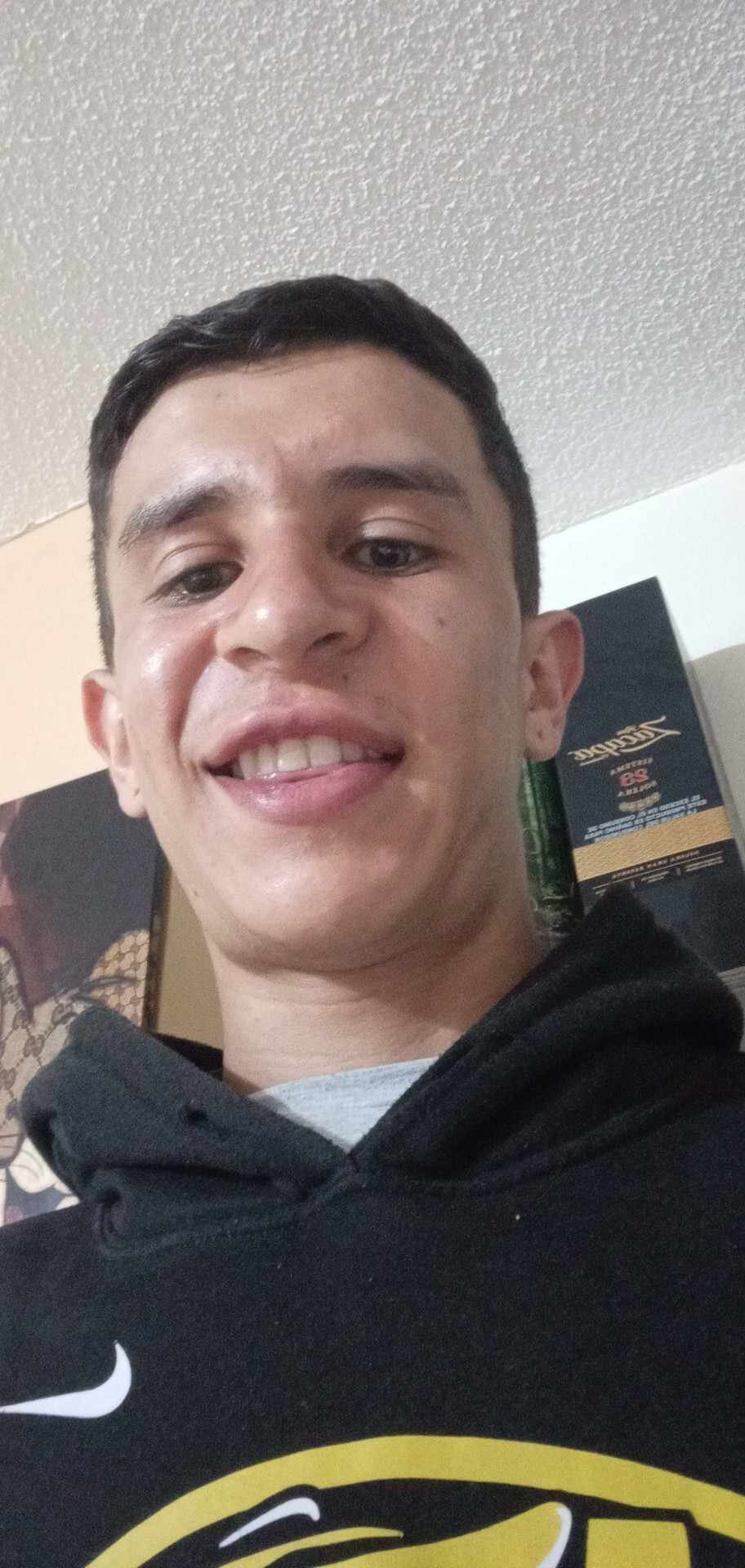 IsaiasAriasAz live webcam