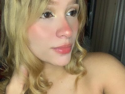 Valeriejay_