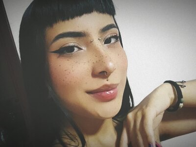 Sofiaat_ - spanish petite