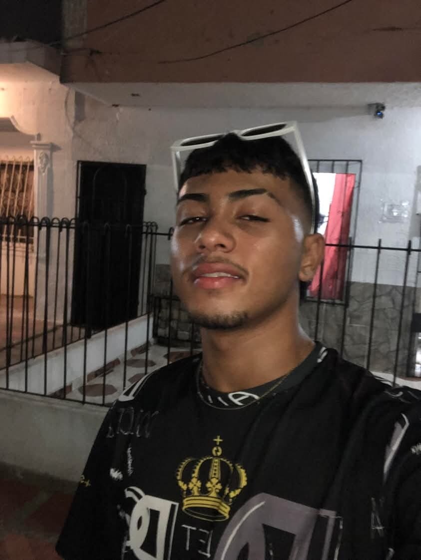 andres_khloe_69